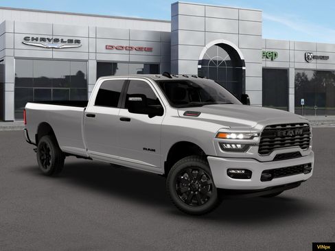New 2026 RAM 3500 Big Horn AWD/4WD image 7