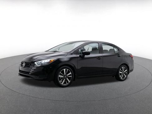 Used 2025 Nissan Versa SV FWD image 3
