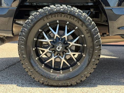 Used 2018 Ford F150 XLT w/ Equipment Group 302A Luxury AWD/4WD image 25