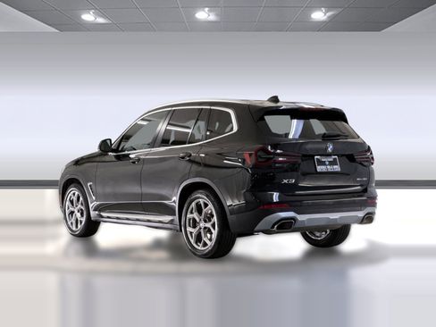 Used 2024 BMW X3 sDrive30i w/ Premium Package RWD image 3
