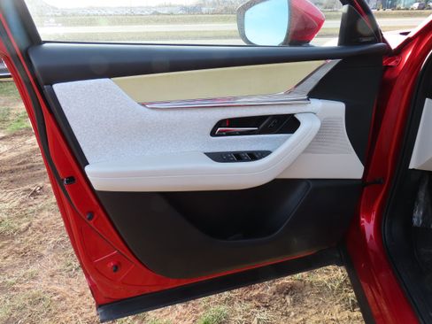 Certified 2025 MAZDA CX-90 3.3 Turbo S w/ Premium Plus image 23