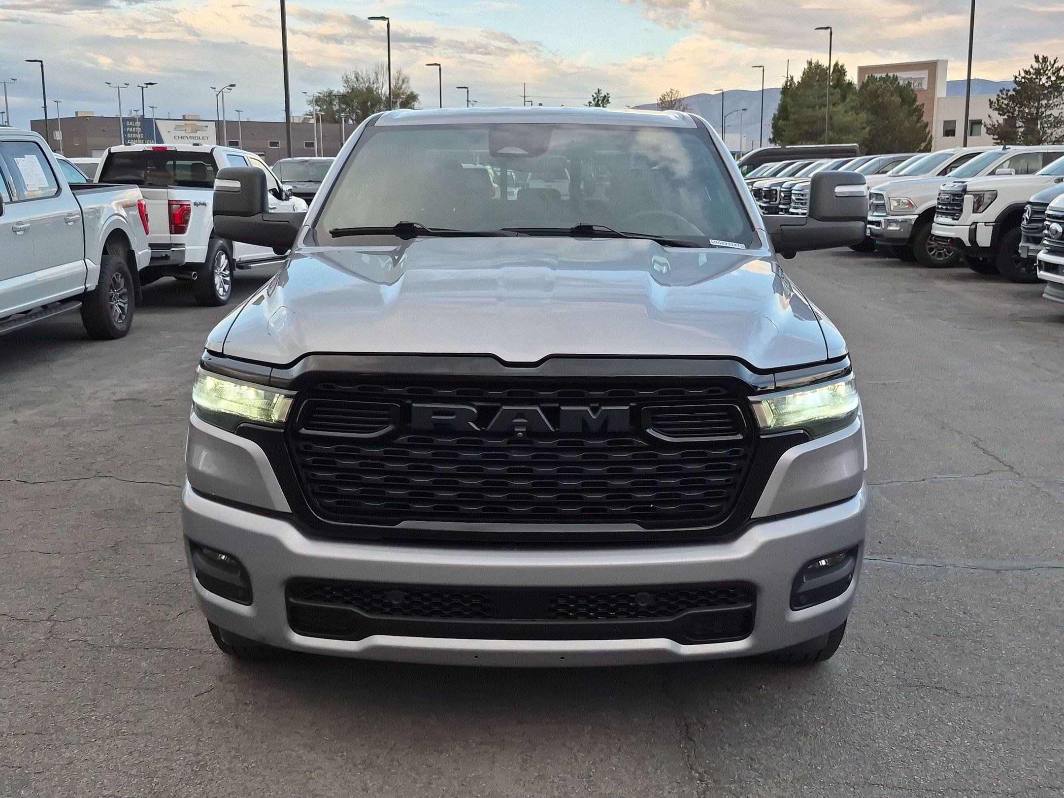 Used 2025 RAM 1500 Big Horn AWD/4WD image 9