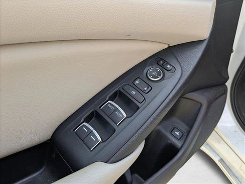 Used 2020 Honda Accord EX image 8