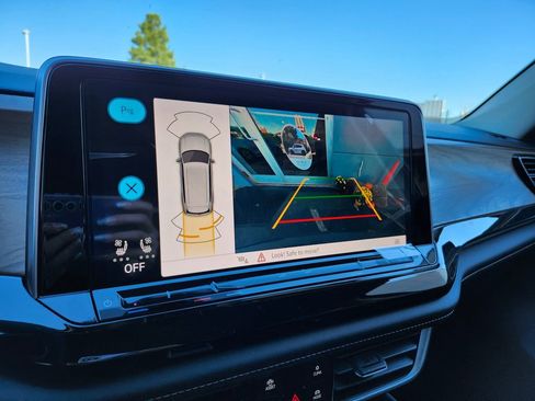 New 2026 Volkswagen Atlas SE image 14