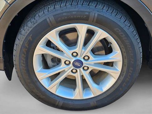 Used 2019 Ford Escape SEL image 23