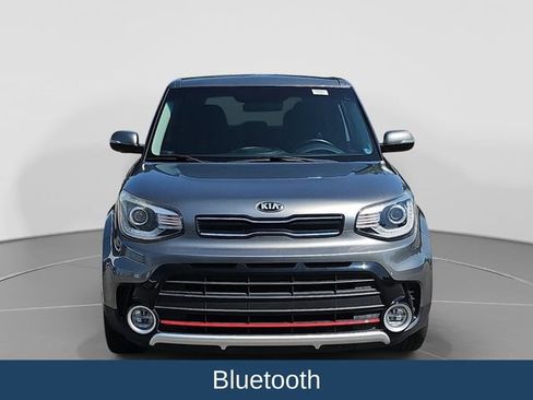 Used 2018 Kia Soul ! w/ Tech Package FWD image 3