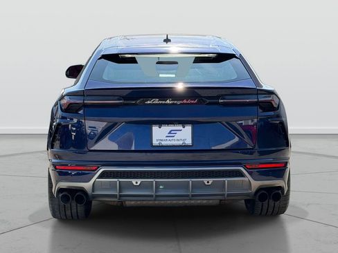 Used 2022 Lamborghini Urus AWD/4WD image 6