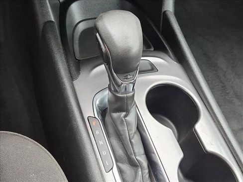 Used 2023 Chevrolet Malibu LS FWD image 12