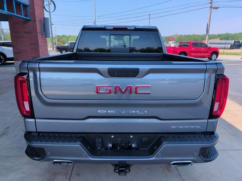 Used 2022 GMC Sierra 1500 Denali AWD/4WD image 8