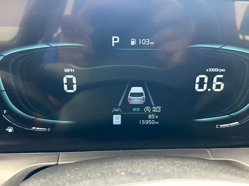 Used 2024 Kia Telluride S FWD image 38