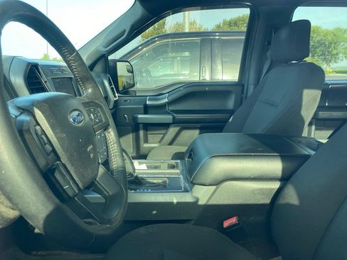 Used 2018 Ford F150 XLT w/ Equipment Group 302A Luxury AWD/4WD image 13