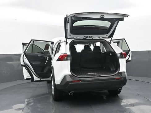 Used 2025 Toyota RAV4 LE FWD image 33