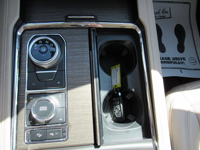 Used 2023 Ford Expedition Limited AWD/4WD image 24