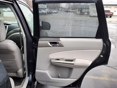 Used 2009 Subaru Forester 2.5X L.L. Bean image 9
