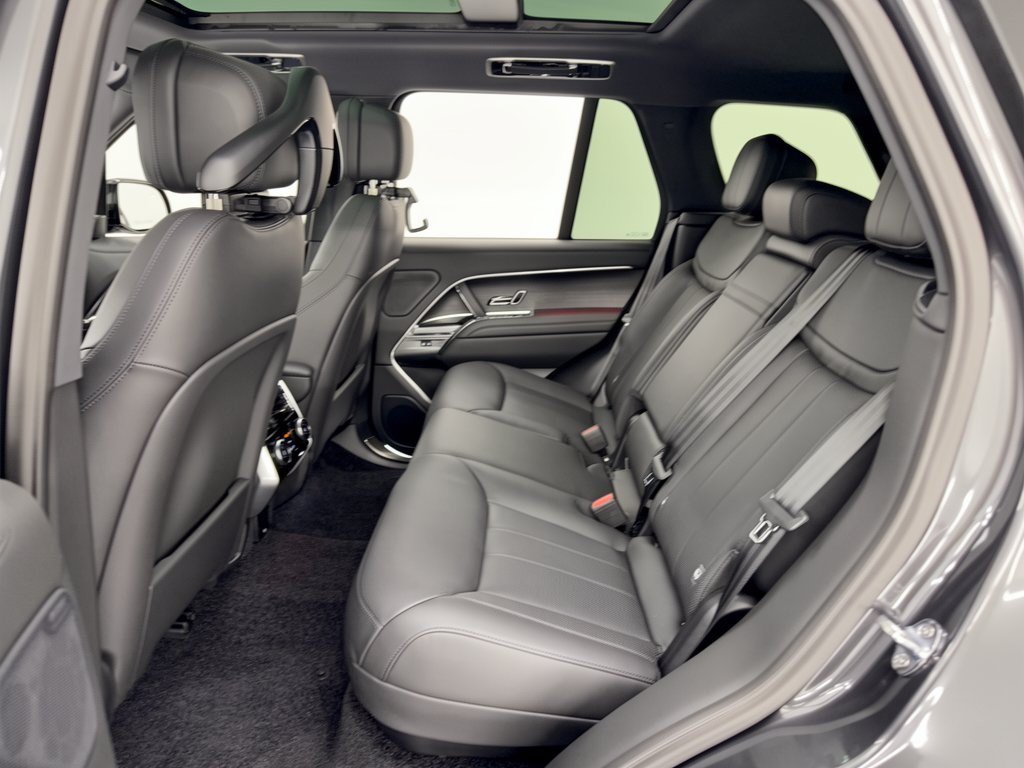 New 2026 Land Rover Range Rover SE AWD/4WD image 24