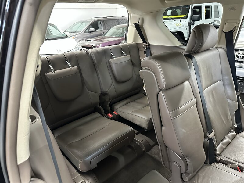 Used 2014 Lexus GX 460 w/ Premium Package AWD/4WD image 13