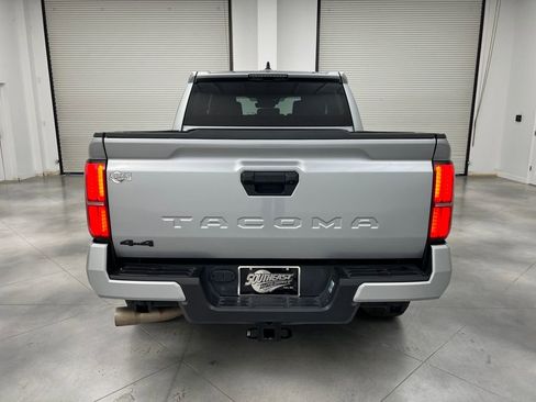 Used 2024 Toyota Tacoma TRD Off-Road AWD/4WD image 6