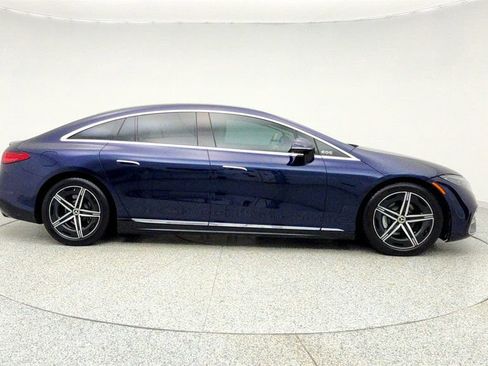 Used 2023 Mercedes-Benz EQS 580 4MATIC Sedan image 4