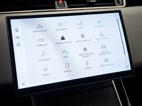 Used 2026 Land Rover Range Rover Evoque Dynamic SE image 32