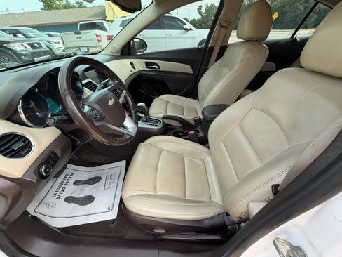 Used 2014 Chevrolet Cruze LT w/ RS Package FWD image 9