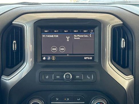 Used 2022 Chevrolet Silverado 2500 Custom AWD/4WD image 24