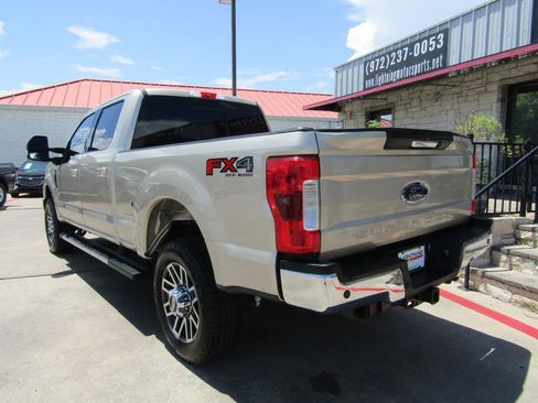 Used 2017 Ford F350 Lariat w/ Lariat Value Package AWD/4WD image 3