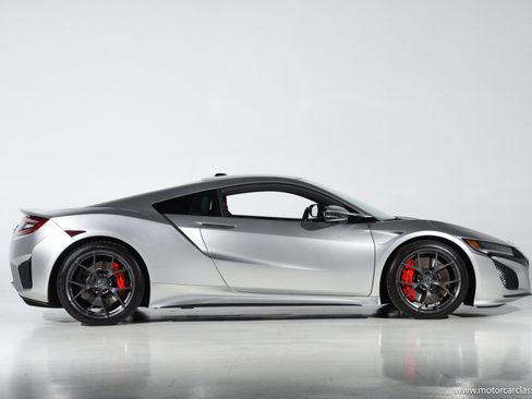 Used 2019 Acura NSX AWD/4WD image 7