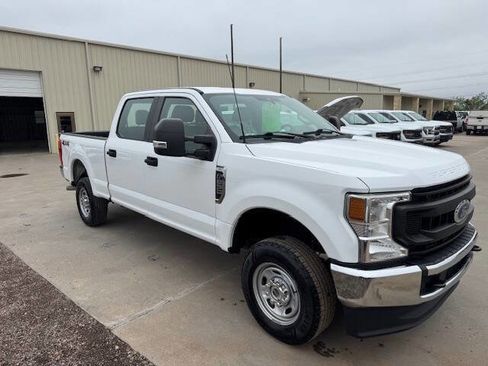 Used 2022 Ford F250 XL w/ Power Equipment Group AWD/4WD image 1
