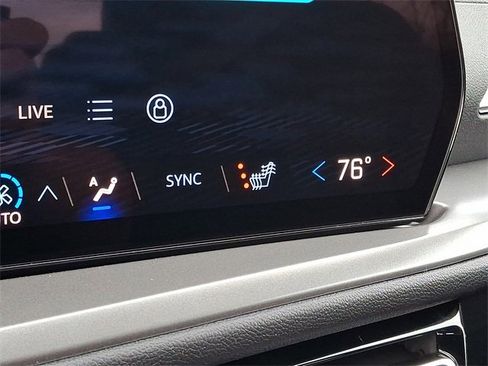 New 2026 Chevrolet Traverse LT image 16