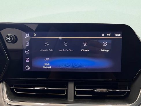 Used 2025 Chevrolet Trax LT FWD image 19