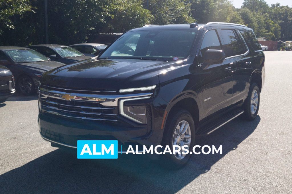 Used 2025 Chevrolet Tahoe LT RWD image 1