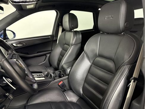 Certified 2023 Porsche Macan GTS AWD/4WD image 5