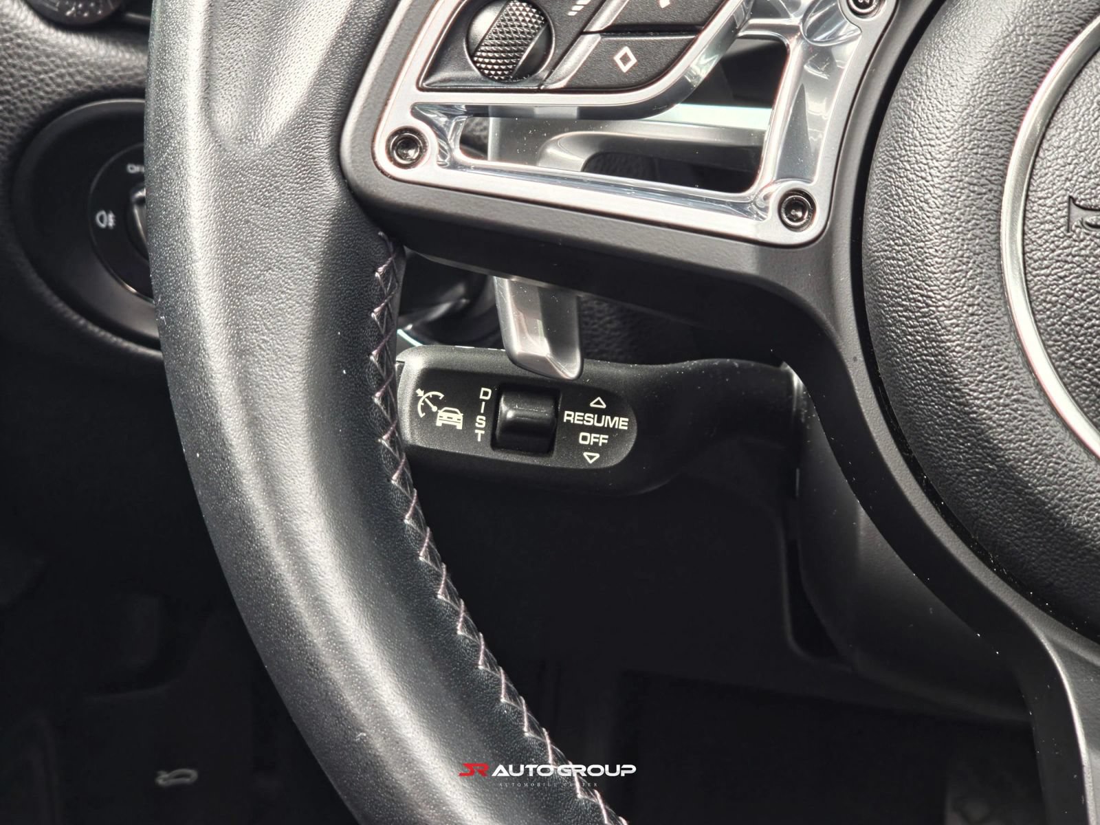 Used 2020 Porsche Macan S AWD/4WD image 39