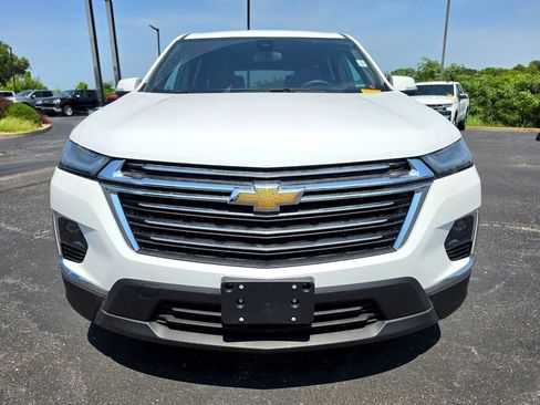 Used 2023 Chevrolet Traverse LT FWD image 16