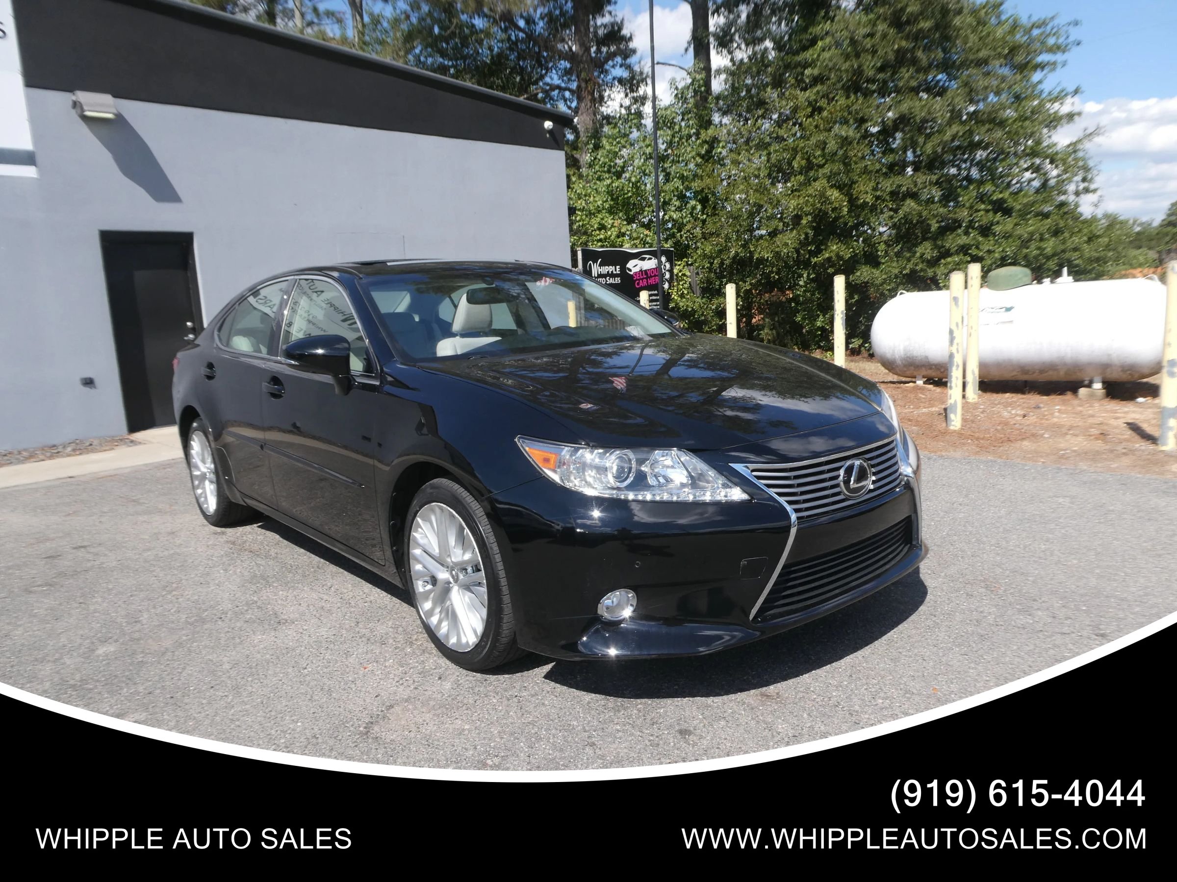 Used 2013 Lexus ES 350 w/ Luxury Pkg FWD image 1