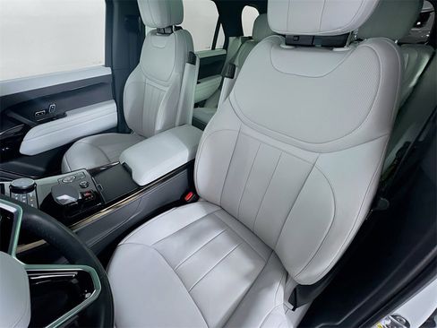 Used 2023 Land Rover Range Rover Sport SE image 22