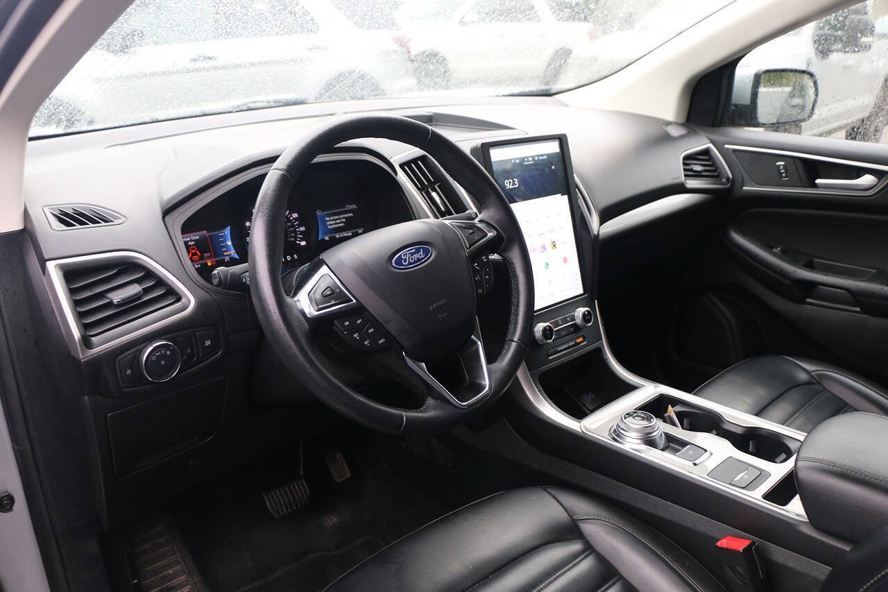 Certified 2024 Ford Edge SEL AWD/4WD image 28