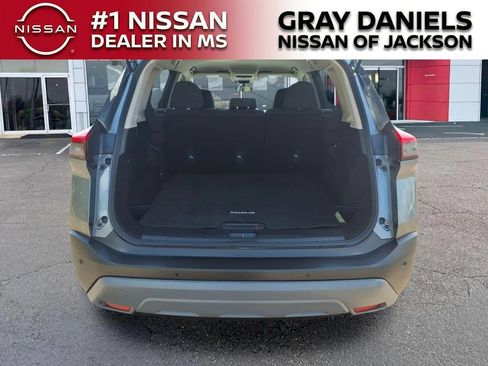 Used 2023 Nissan Rogue S FWD image 8