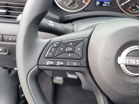 Certified 2025 Nissan Sentra S FWD image 21