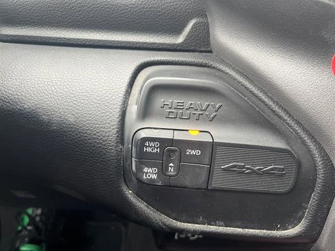 Used 2024 RAM 3500 Big Horn image 20