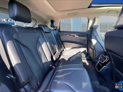 Used 2021 Lincoln Nautilus Reserve w/ Cargo Utility Package image 25