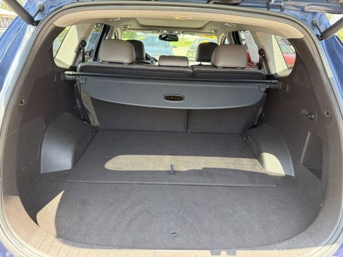 Used 2019 Hyundai Santa Fe Limited FWD image 7