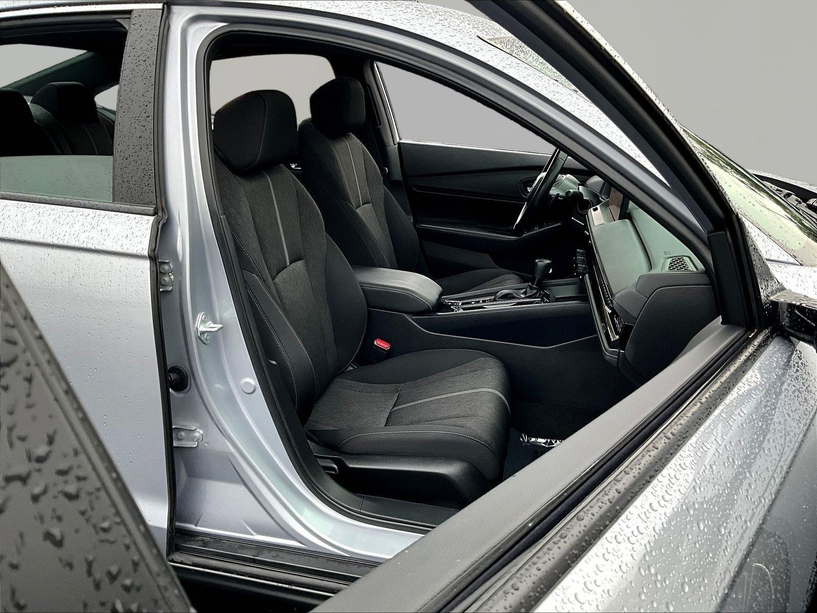 Used 2023 Honda Accord Sport image 28