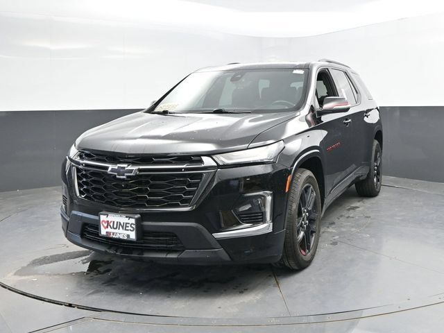 Used 2023 Chevrolet Traverse Premier w/ Redline Edition AWD/4WD image 7