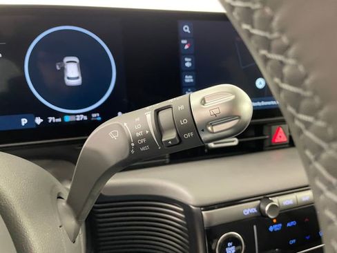 New 2026 Hyundai Ioniq 5 SEL image 12