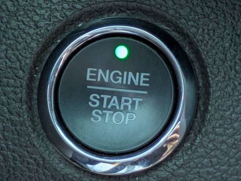 Used 2019 Ford F150 King Ranch w/ Equipment Group 601A Luxury AWD/4WD image 29