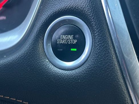 Used 2020 Chevrolet Traverse Premier w/ Redline Edition AWD/4WD image 22