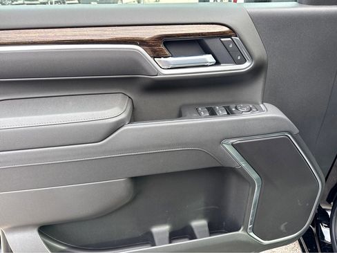 New 2026 GMC Sierra 2500 SLE w/ SLE Value Package; image 25