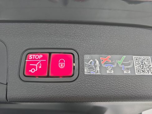 New 2026 Mercedes-Benz GLS 63 AMG 4MATIC image 14