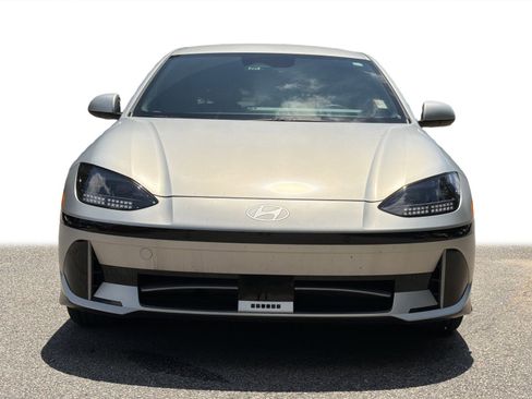 Used 2025 Hyundai Ioniq 6 SEL RWD image 29